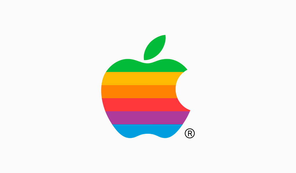 Фото с айта https://turbologo.ru/blog/apple-logo/