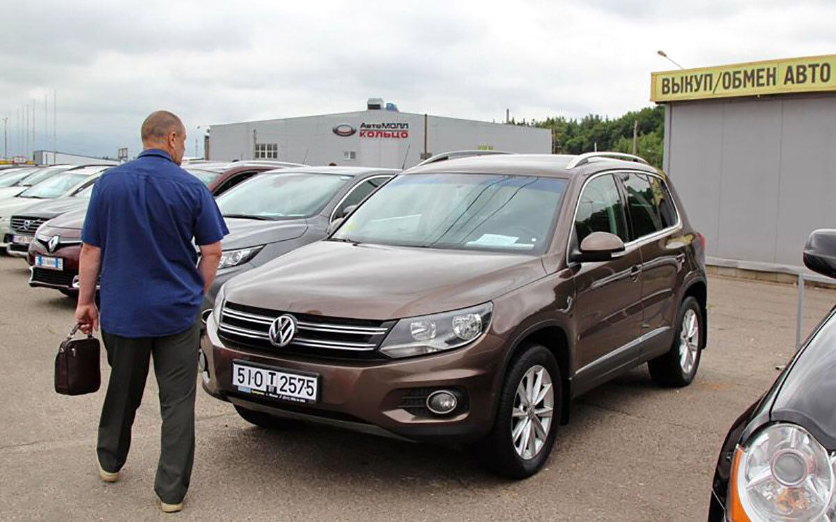 Покупка автомобиля в беларуси. Автомобили с пробегом Белоруссия. Купить автомобиль с пробегом в Белоруссии.