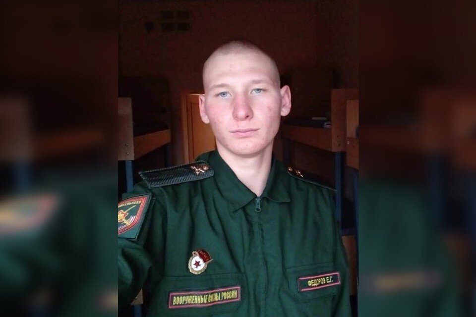     Глава района отметил, что люди, знавшие Егора, отзываются о нем исключительно как о парне с сильным характером. Фото: Александр Федотов.