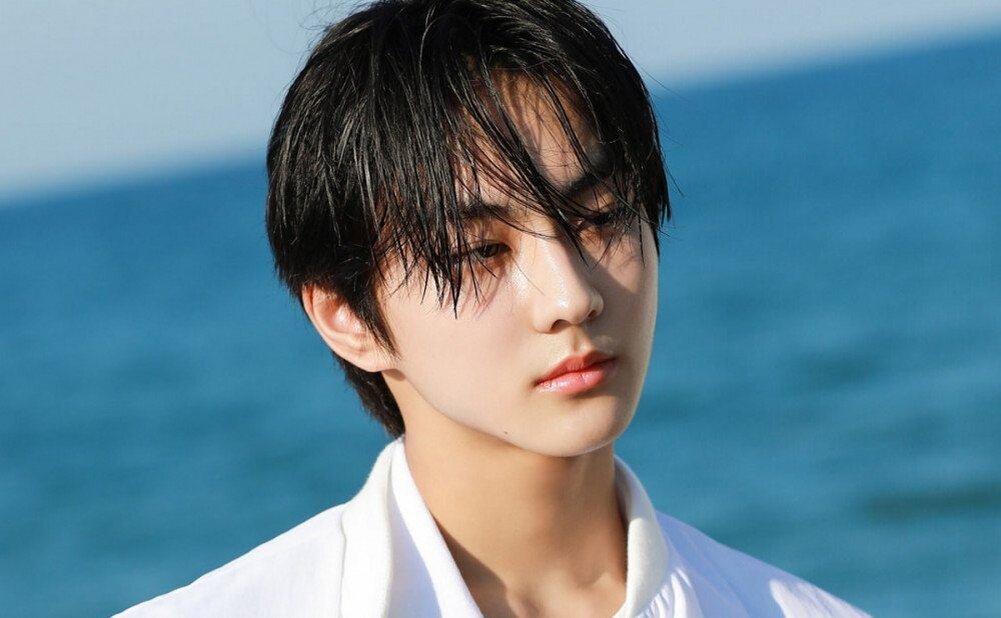 Чонвон из enhypen. Чонвон из enhypen. Enhaypen чонвон. Чонвон enhypen. Enhypen участники чонвон.