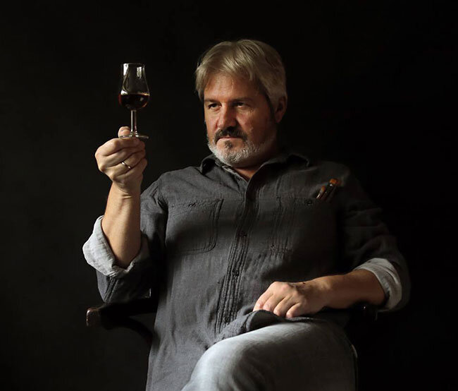 Художник Karol Bak