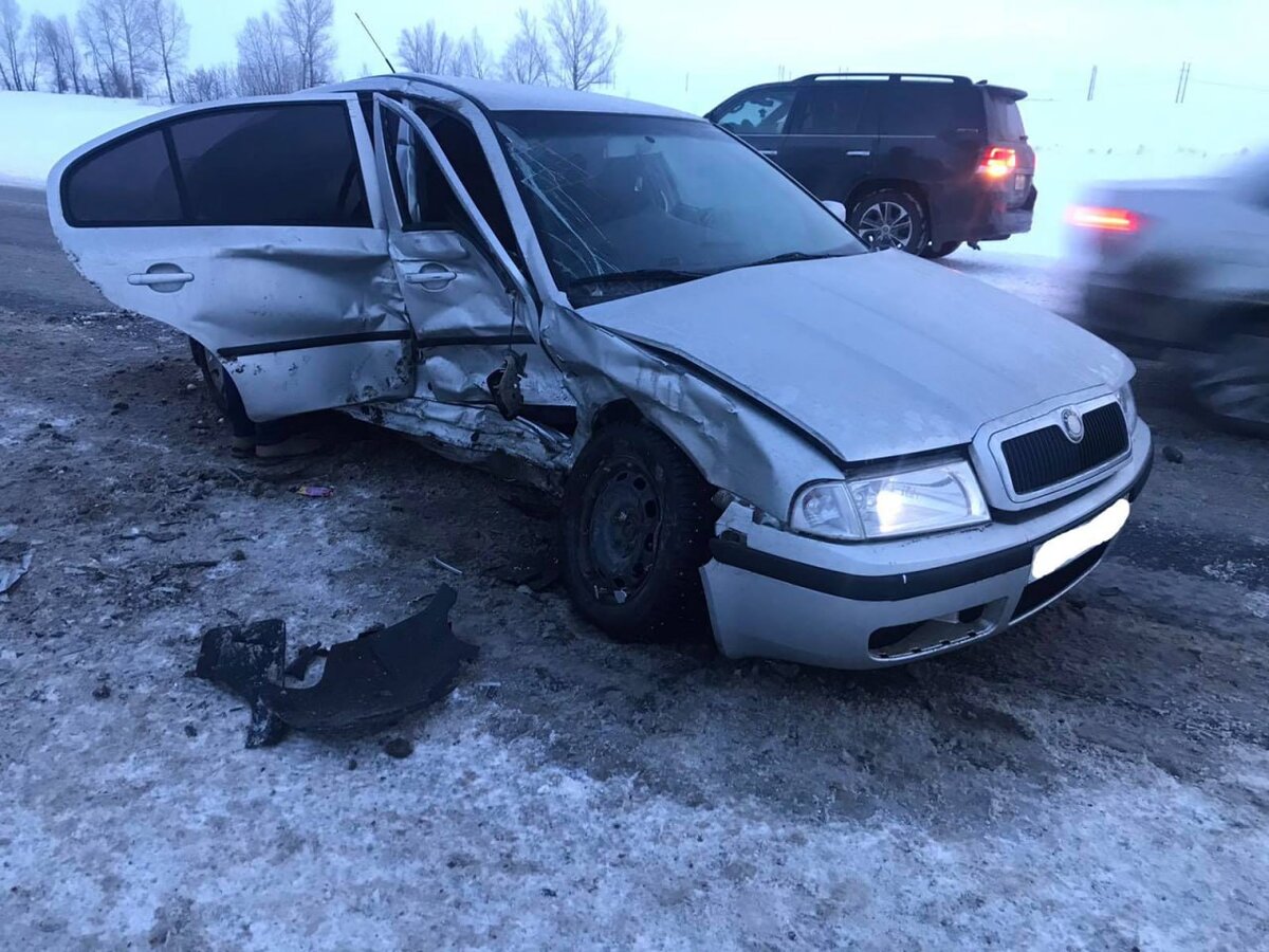    Из-за лихача в ДТП в Переволоцком районе пострадали три человека Белов Михаил Александрович