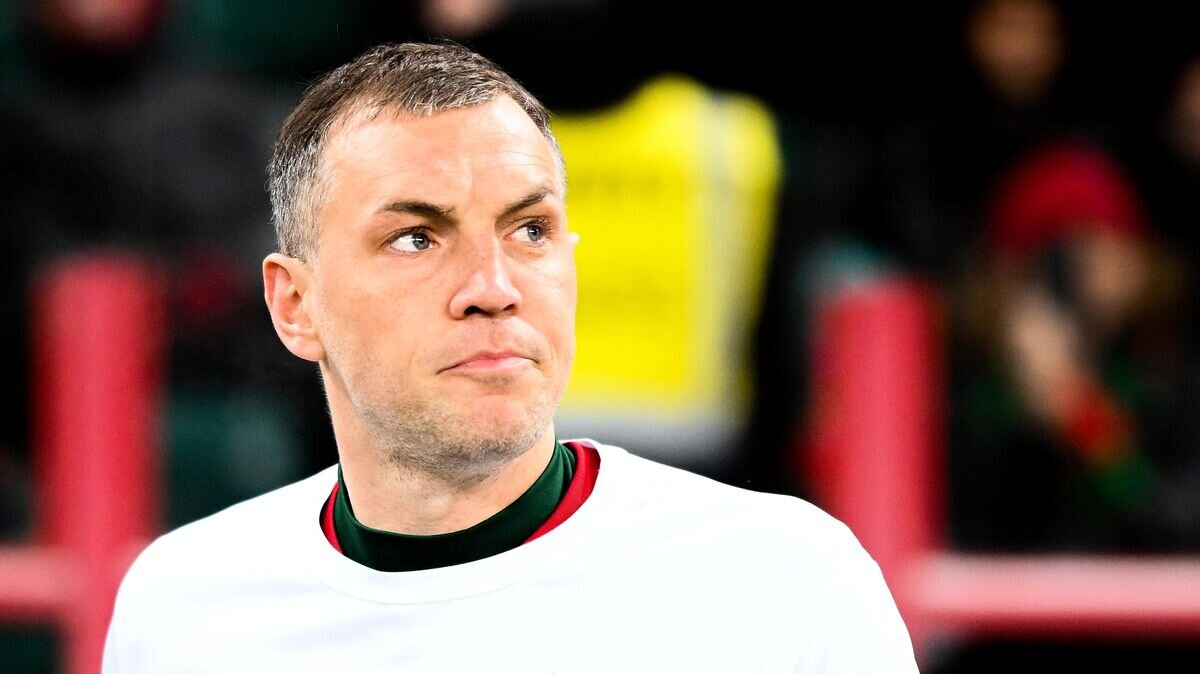    Игрок ФК "Локомотив" Артем Дзюба© РИА Новости / Владимир Астапкович