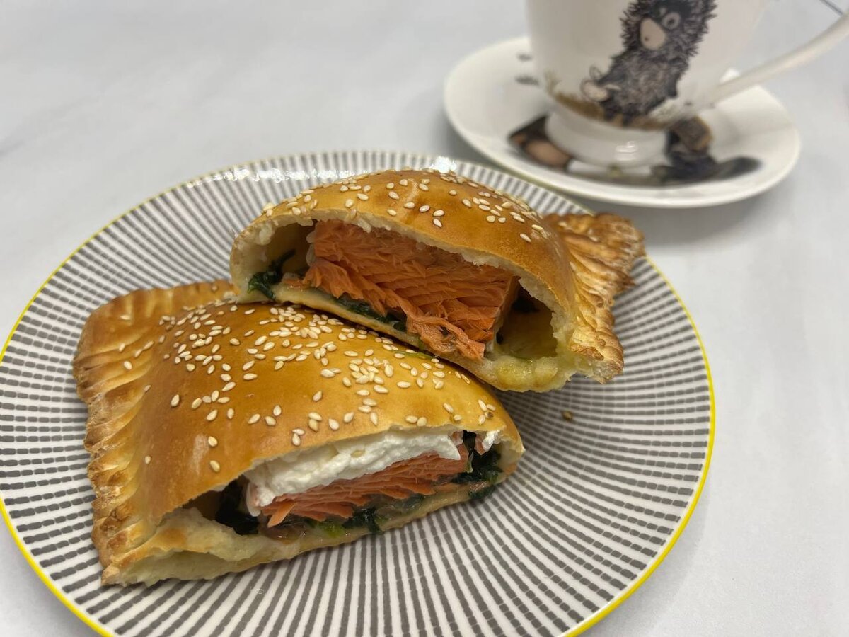 Не знаете что приготовить и чем порадовать себя и семью? Я думаю это блюдо им точно зайдет 😊😊😊