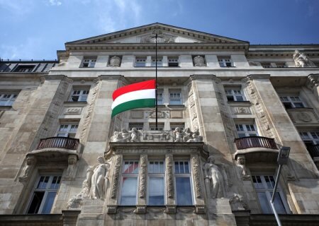    Россия приостановила дипломатический безвиз для Венгрии