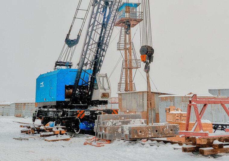   Грузоподъемность установки составила 25 тонн