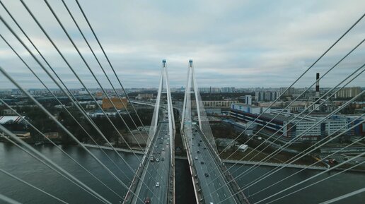 Летаю над мостом. Вантовый мост. Володарский мост. Санкт-Петербург.