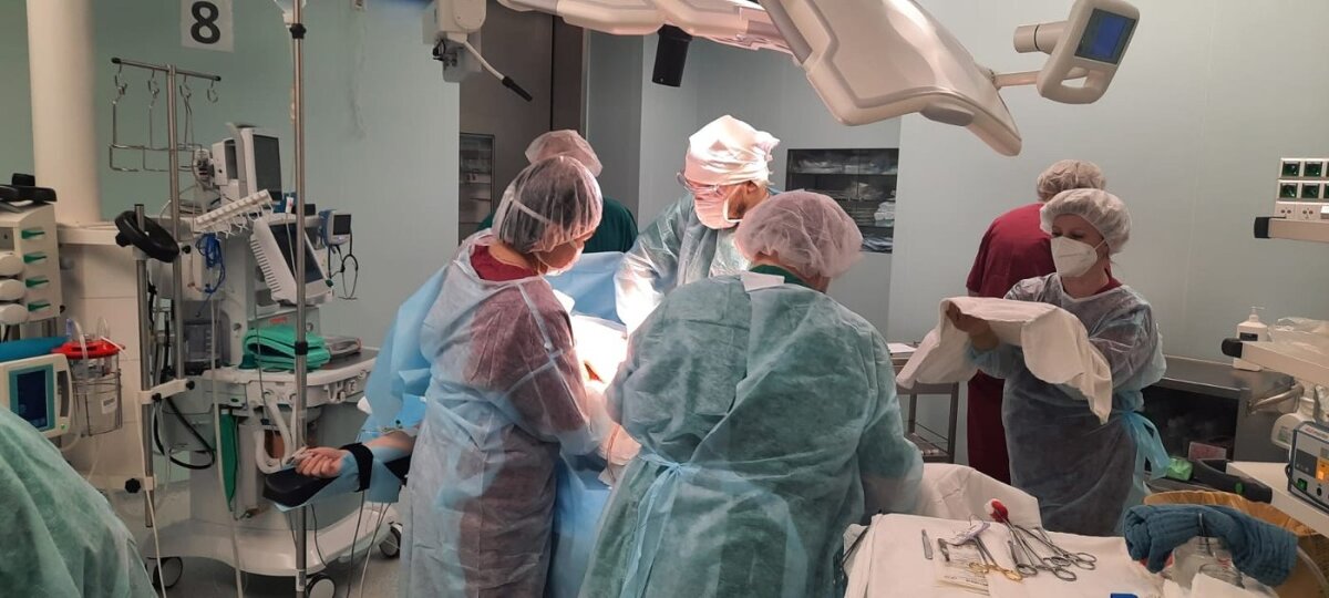    Сургутские врачи спасли сразу две жизни