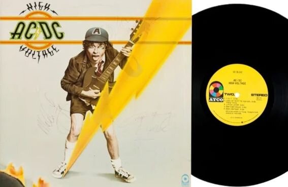 AC/DC «High Voltage», 1976  г.