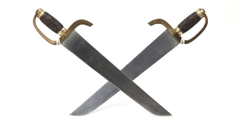 А вот это уже наш кандидат. Точнее, оба два, как говорится