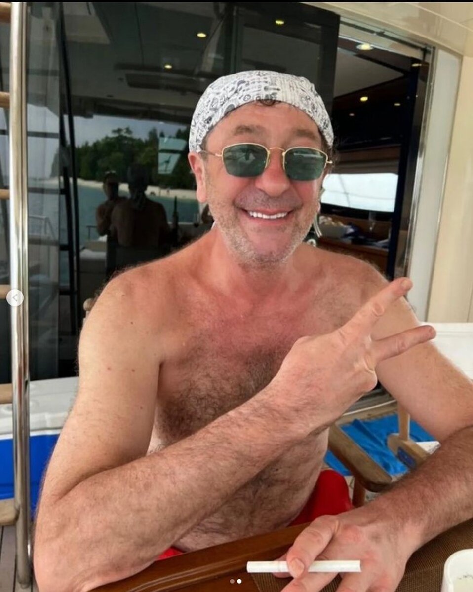     В последнее время Лепс отдыхает в компании загадочной подруги, которую он не показывает на публике. Фото: соцсети.