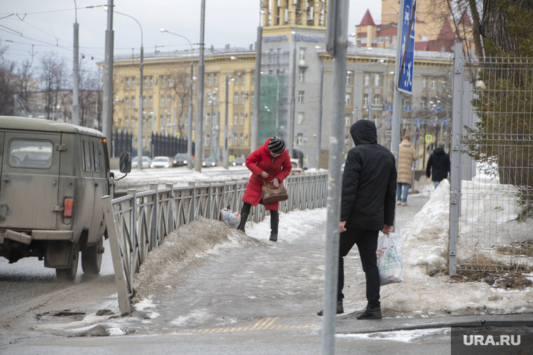    Скорая помощь зафиксировала 740 случаев травмирования на улицах