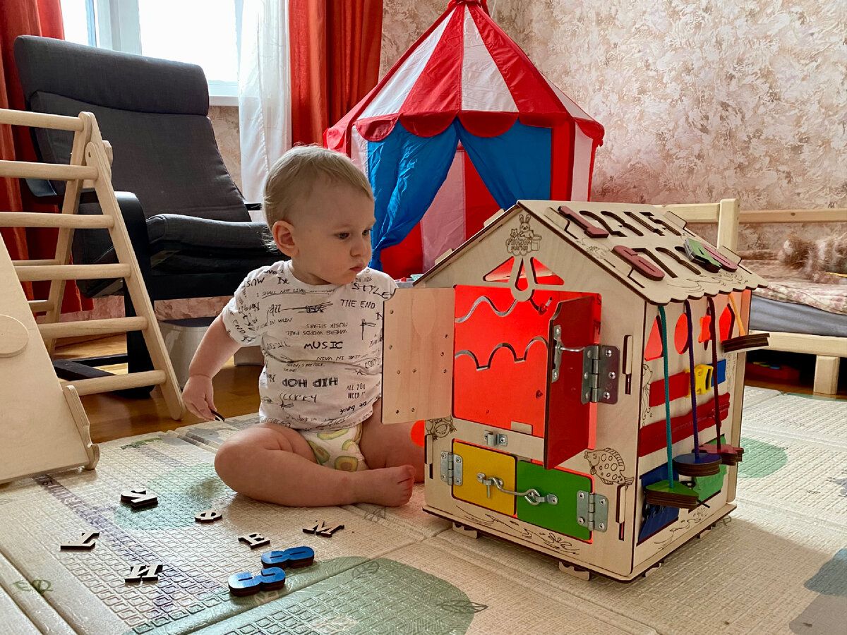 Надеюсь, мои старания помогут Тимоше вырасти человеком, не боящимся своих эмоций и понимающим себя и близких. 