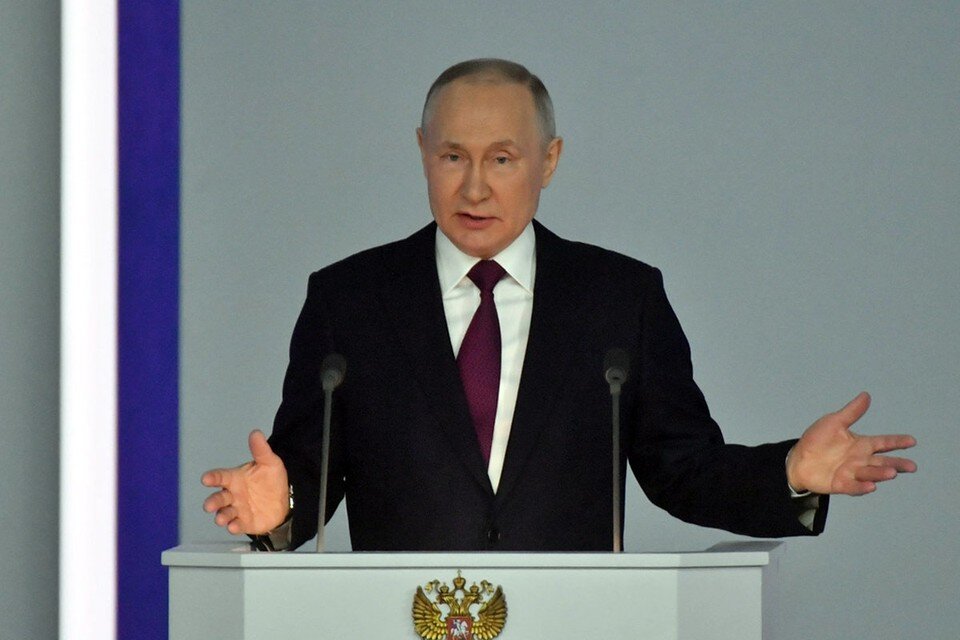     Мы собрали самые афористичные заявления президента в его послании Федеральном собранию Владимир ВЕЛЕНГУРИН