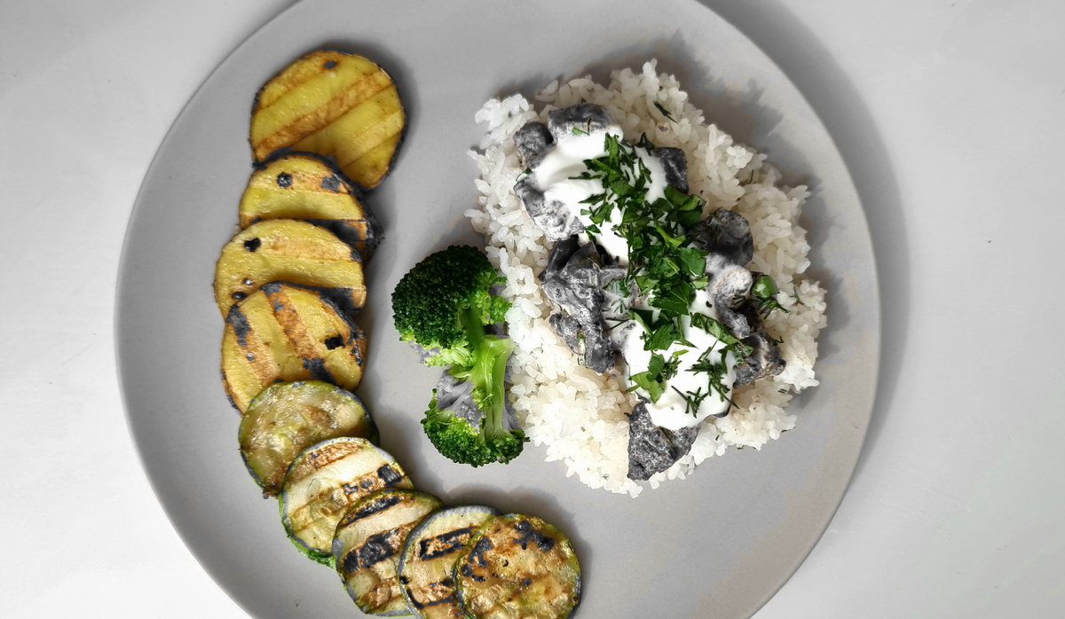 Печень, рис, овощи гриль, брокколи альденте🥦