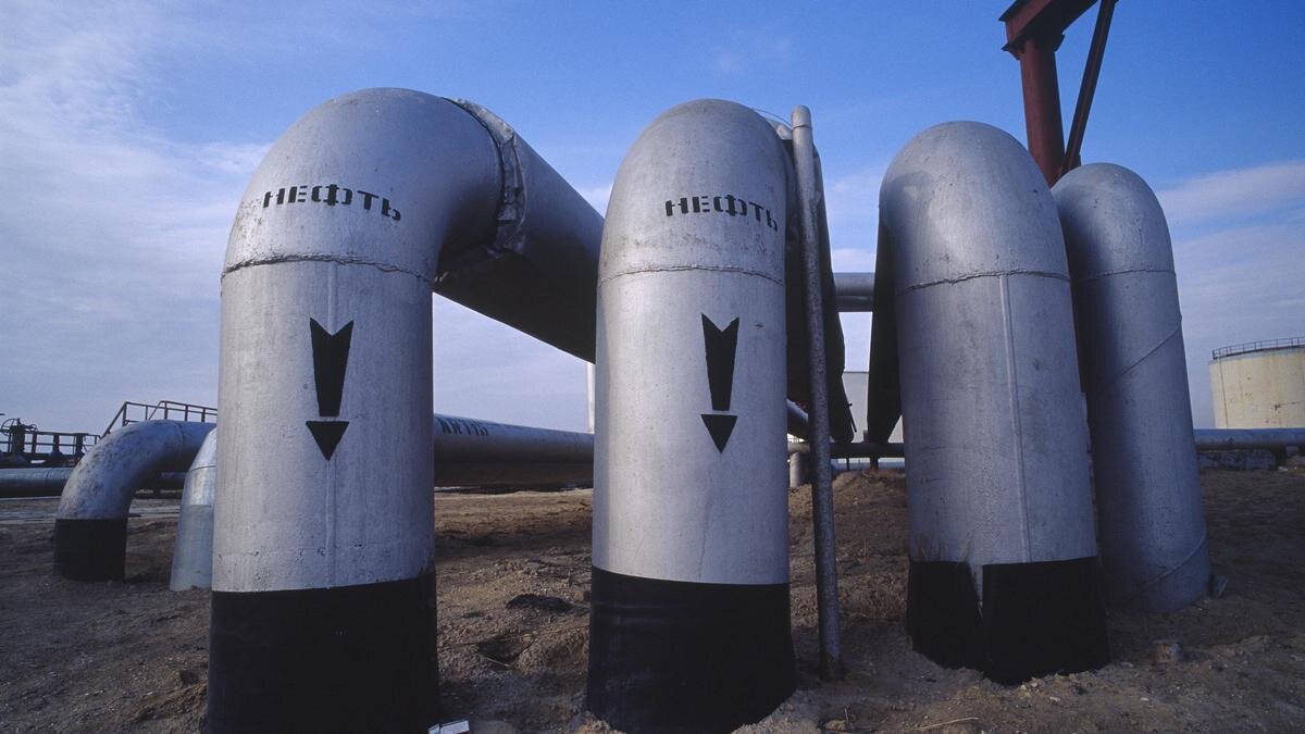    Нефтепровод:Antoine Gyori/AGP/Corbis via Getty Images