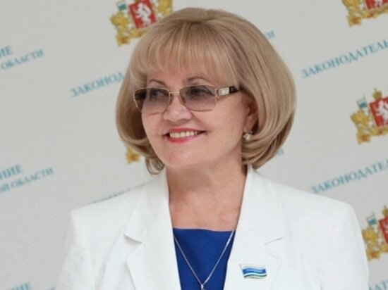     Людмила Бабушкина / фото: пресс-служба Заксобрания Свердловской области