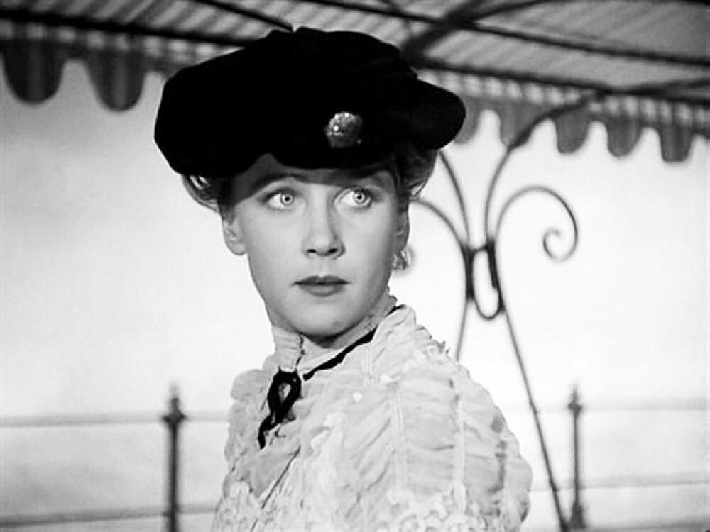 Кадр из фильма «Дама с собачкой» (1960). Скриншот.