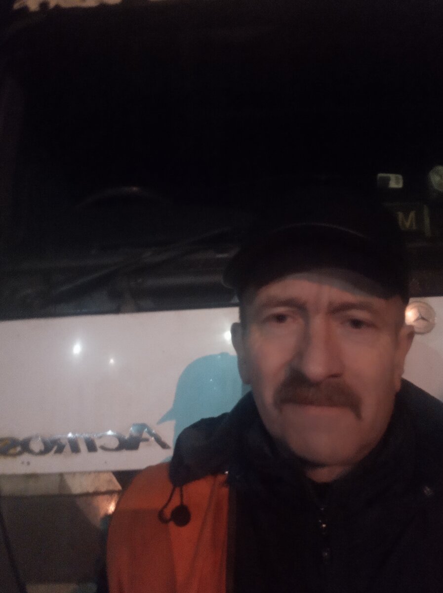 На разгрузке в Майкопе.