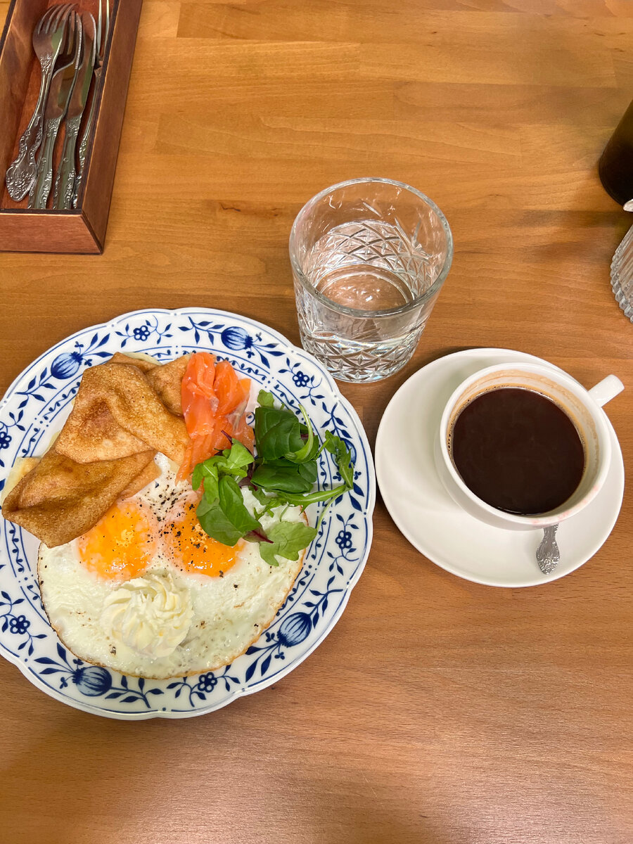 Это завтрак в кафе Самары