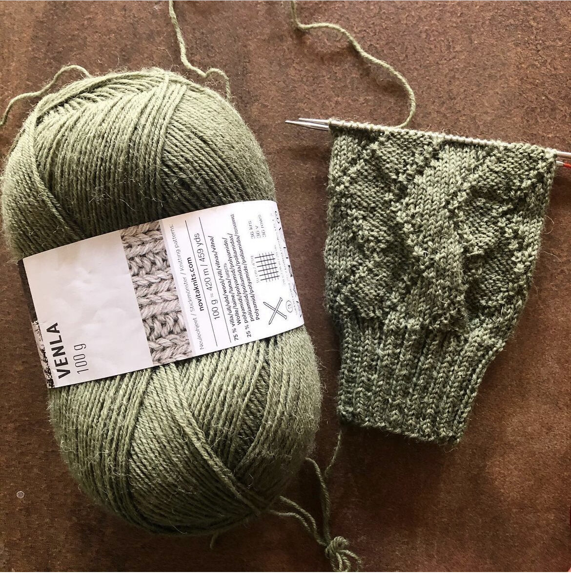 мужские вязаные носки с узором