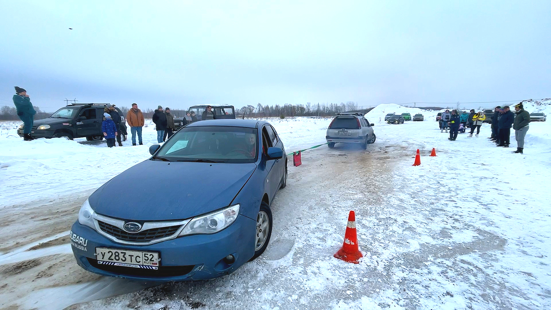 Друзья закусились, кто же кого перетянет? Toyota Carib или Subaru Impreza