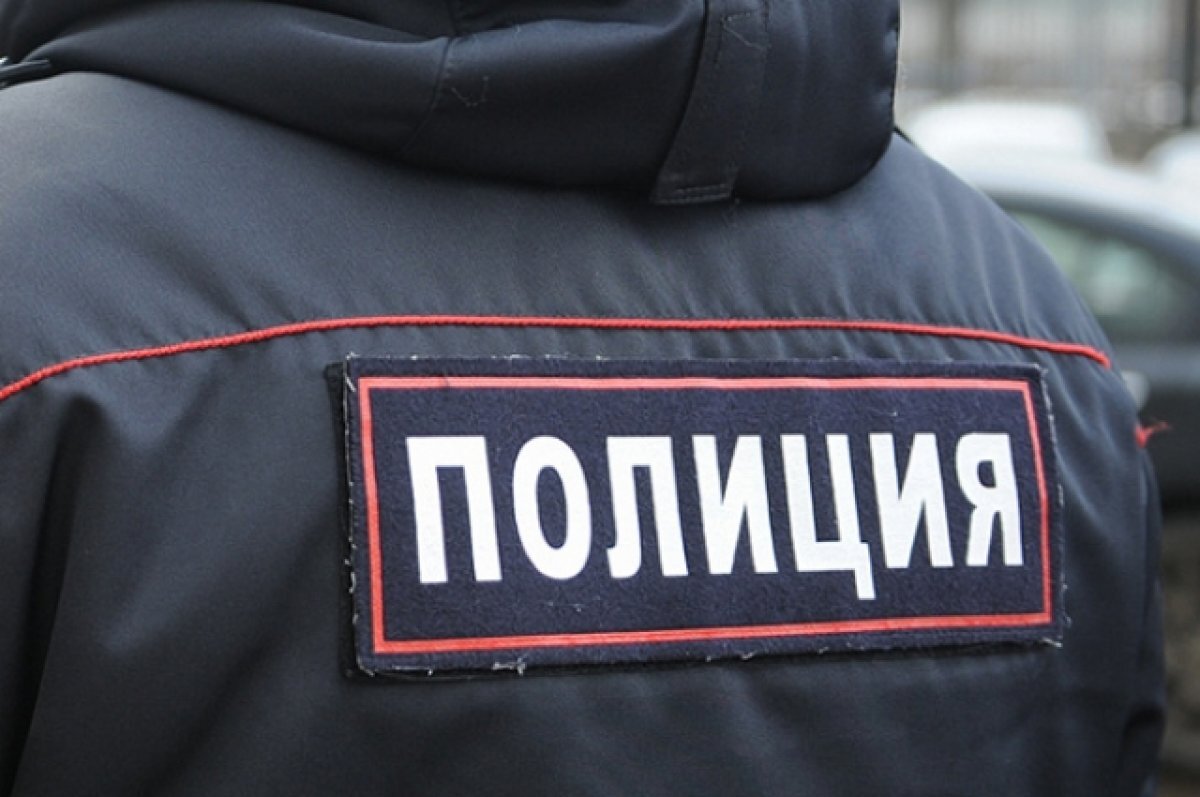    Распивали алкоголь: В УМВД сообщили подробности драки парня с охранником в школе в Илеке.