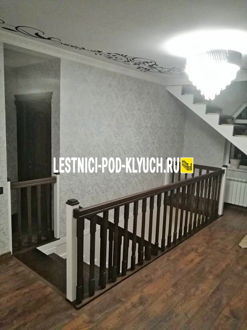 Принимаем звонки: пн-вс с 8:00 до 21:00 (+7 499 490-72-90). Электронная почта: info@lestnici-pod-klyuch.ru 