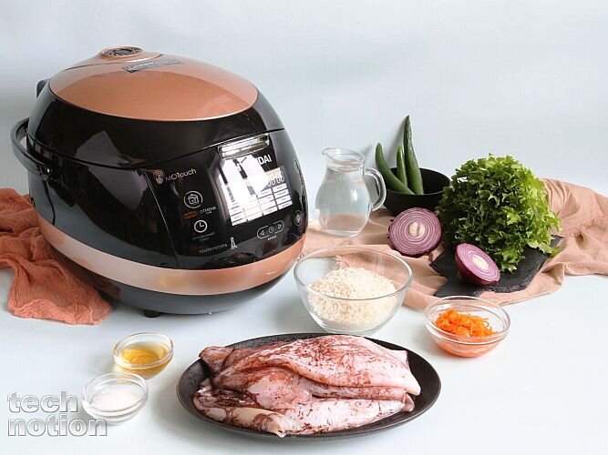 Подготавливаю всё для вариации бургера / Изображение: дзен-канал technotion