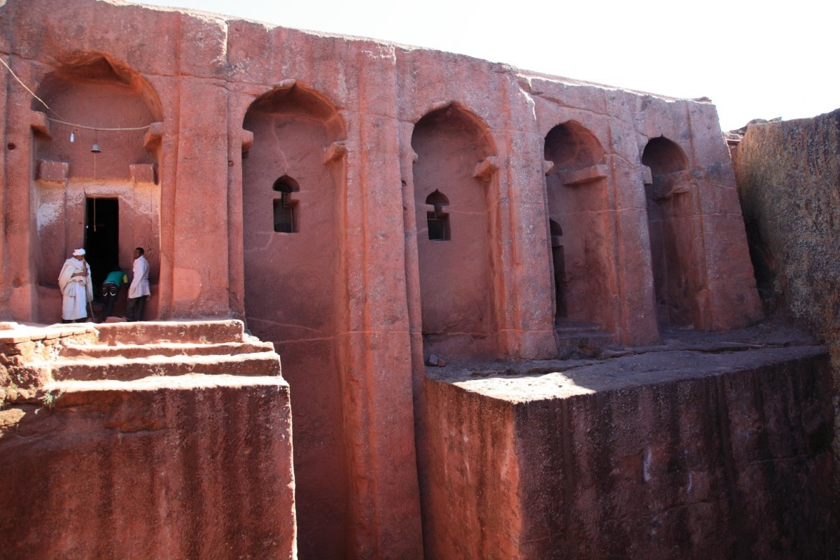 Высеченные в скалах христианские церкви Лалибелы