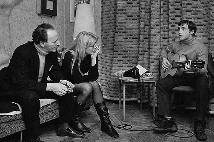 Владимир Высоцкий и Марина Влади на квартире Макса Леона, корреспондента «Юманите». Февраль, 1969, Фото Деметра Балла.