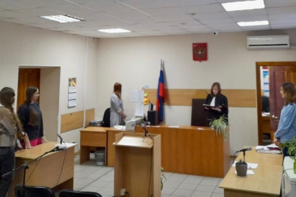    Трех суррогатных мам уже осудили.