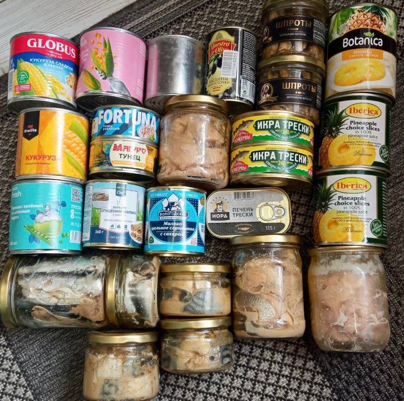 Кукуруза, горошек, печень трески, икра минтая, сгущёнка, ананасы, шроты, тунец, маслины, домашние консервы - скумбрия, горбуша, куриная тушенка