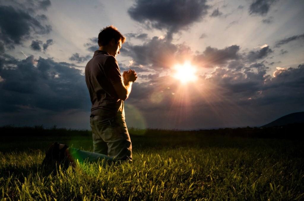 Простые 10 заповедей должны стать основой поведения каждого человека.