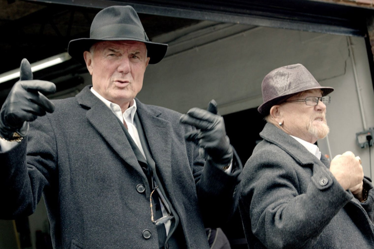 Пит и Баз в клипе