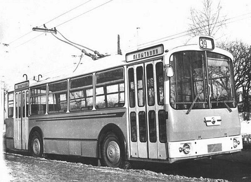 ЛАЗ-698 – очередной несостоявшийся львовский автобус | Колёса ...