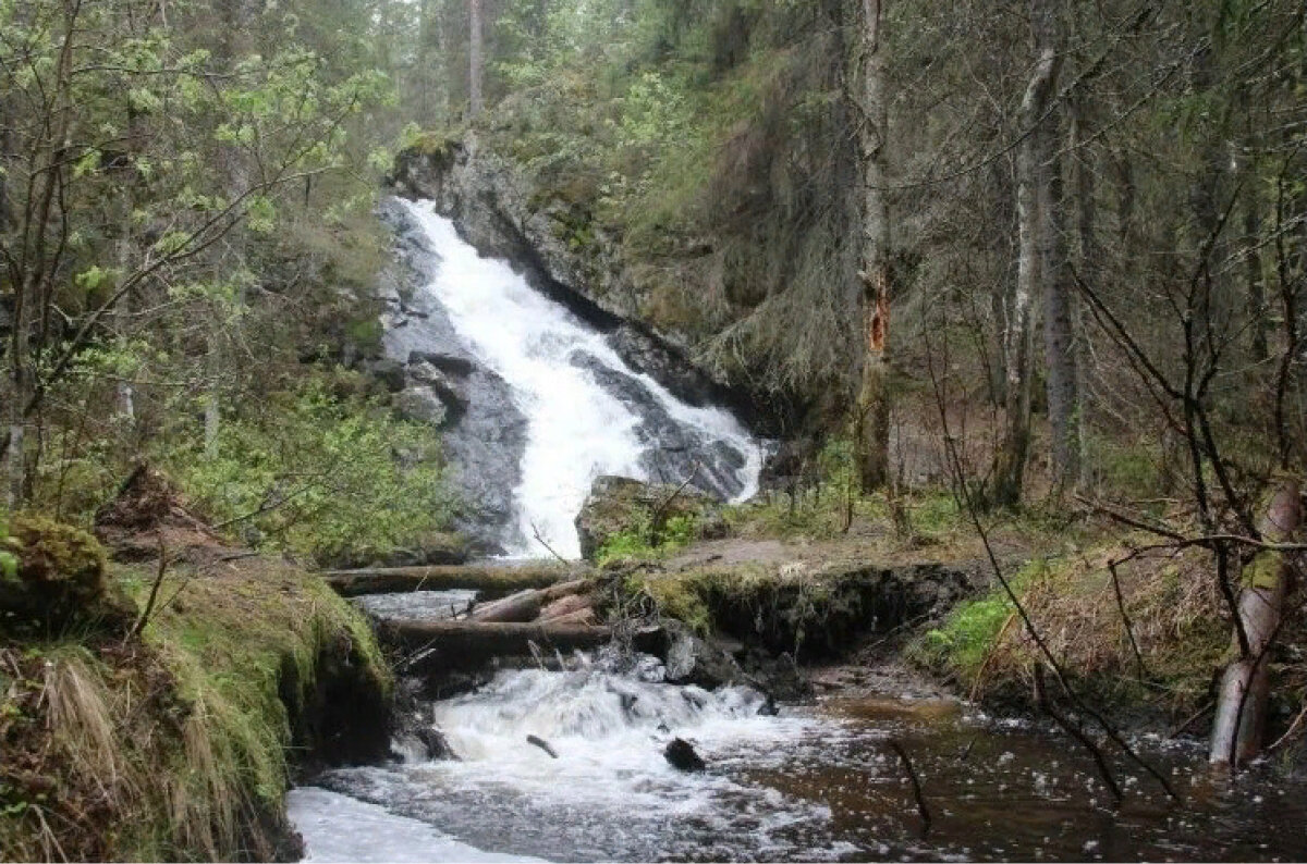 Роскелакоски водопад