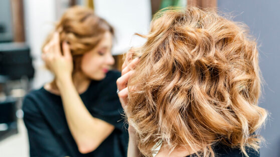    Модные стрижки весны-2023: 6 вариантов для волос разной длины Алина Городниченко