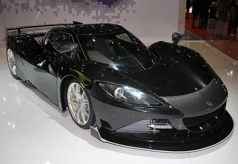 История Arash и основные модели