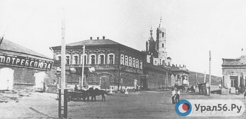    Где в Орске зародилась женская политическая элита? История о том, как в городе впервые 8 марта праздновали