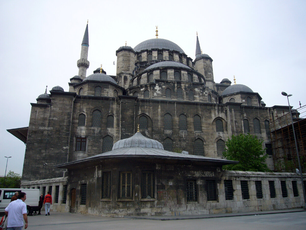 Новая мечеть.