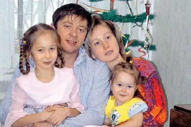 Дима брекоткин с женой и детьми фото