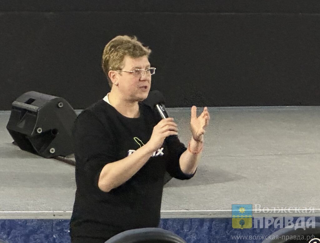     Молодые предприниматели расскали волжским студентам, как зарабатывать деньги
