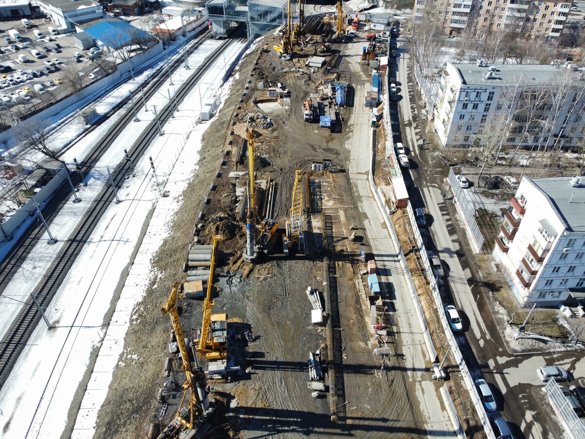 На строящейся станции 🚇«Крымская» 🏡Троицкой (в перспективе -  Троицко-Некрасовской) линии активно идёт возведение стены в грунте |  Развитие Метрополитена в Москве | Дзен