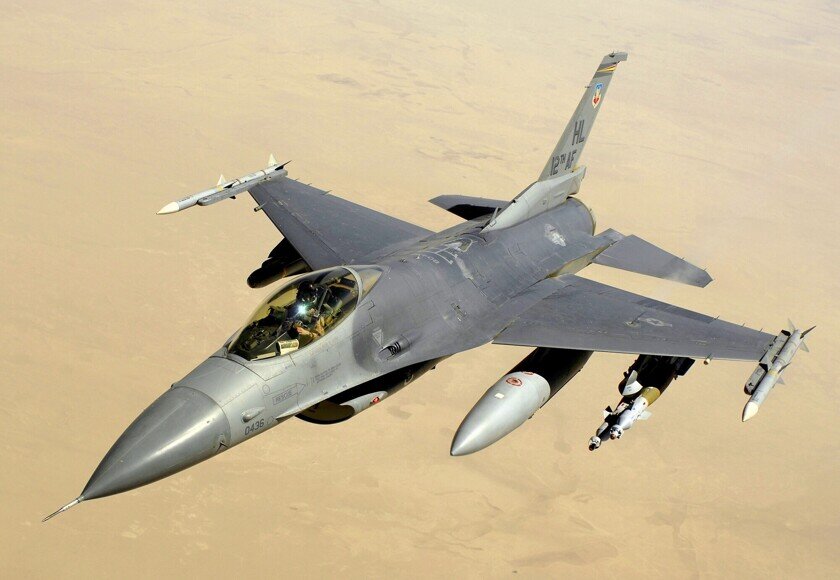    F-16 «блок 40» ВВС США, 2008 год / Wikimedia