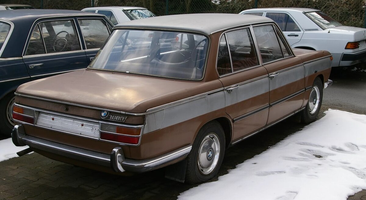 BMW 1800 - проблески 