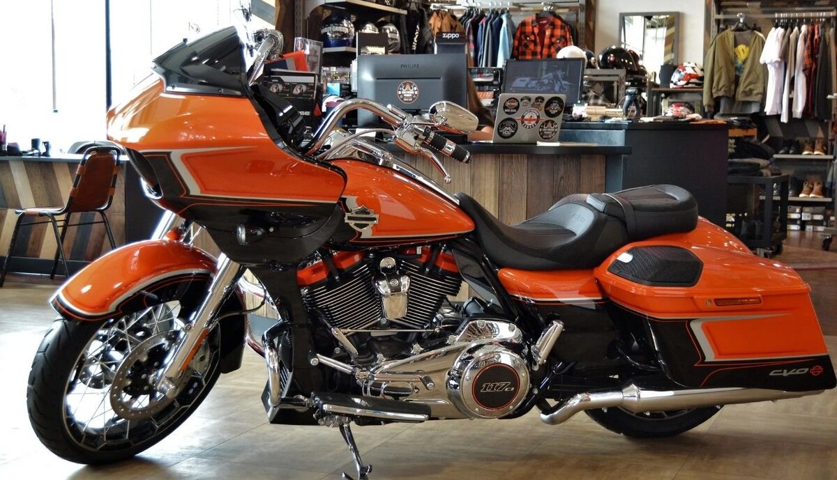      Несомненно, он великолепен, но не за семь же миллионов.