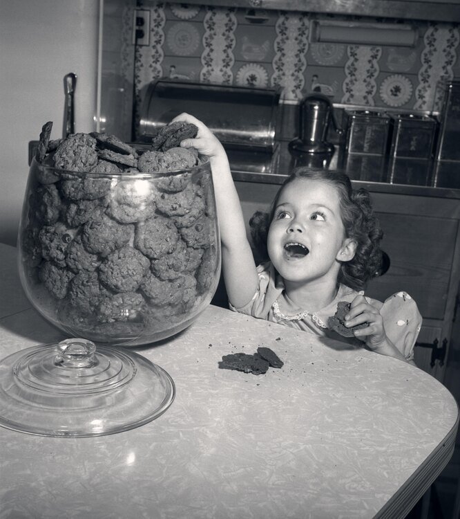 DEBROCKE/CLASSICSTOCK/GETTY IMAGES