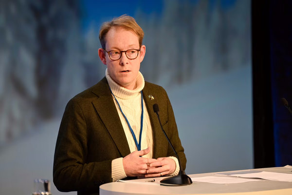    Глава МИД Швеции Билльстрём заявил, что его страна не запретит сжигать Кораны ради вступления в НАТО