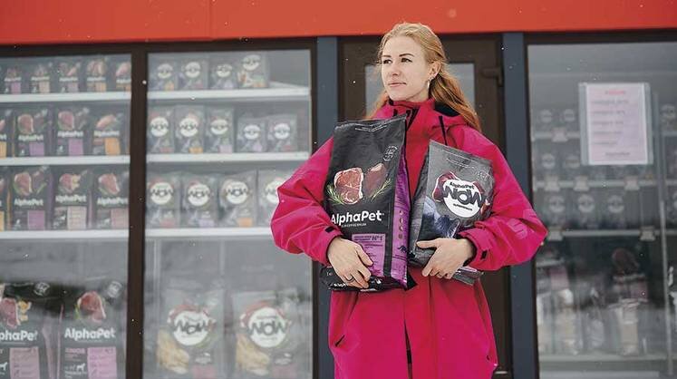    AlphaPet Бренд AlphaPet сделал ставку на европейские технологии производства сухих кормов премиального качества — в их составе от 10 до 30% свежего мяса, а в перспективе эту долю можно довести и до 85%